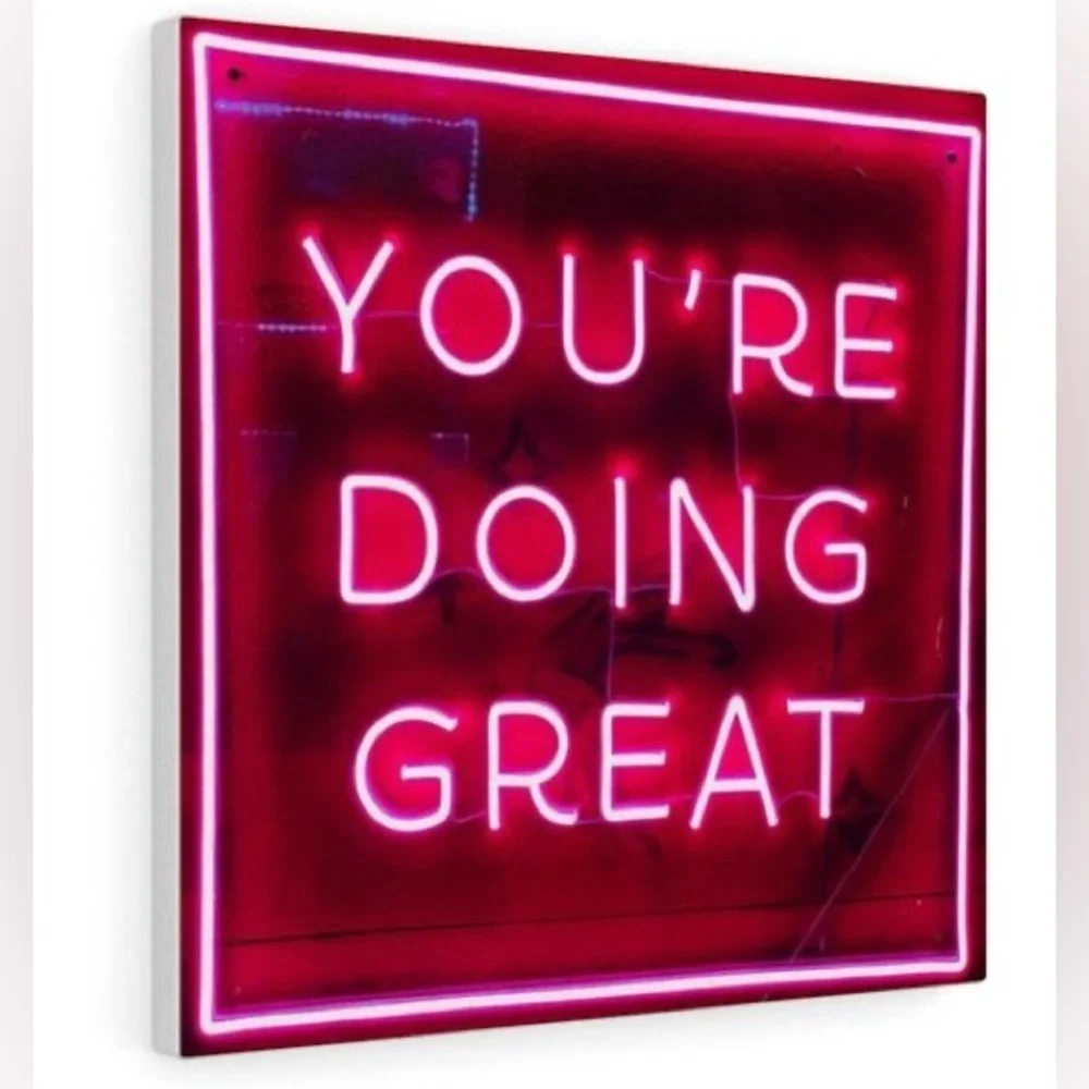 CANVAS SNEAKERS ~ Women’s Red and White canvas sneakers never worn size 7 - Picture 8 of 8